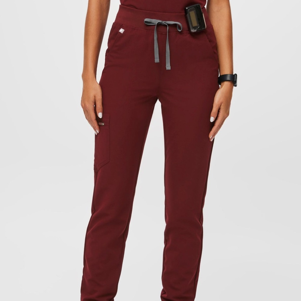 Figs Maroon  zamora Jogger Pants